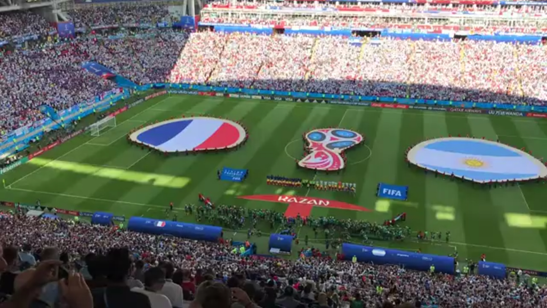 正逐