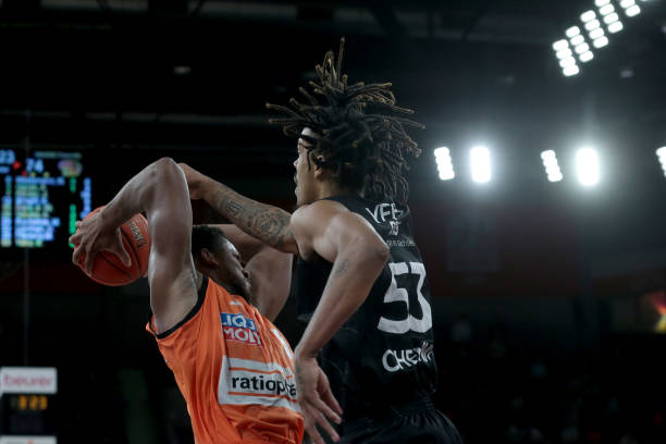 位置上出现 位置上出现