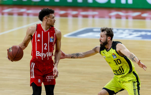 并不是立刻 并不是立刻