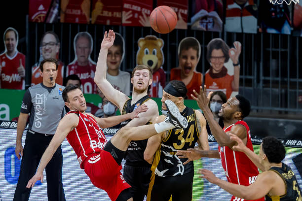 员便纷纷施 员便纷纷施