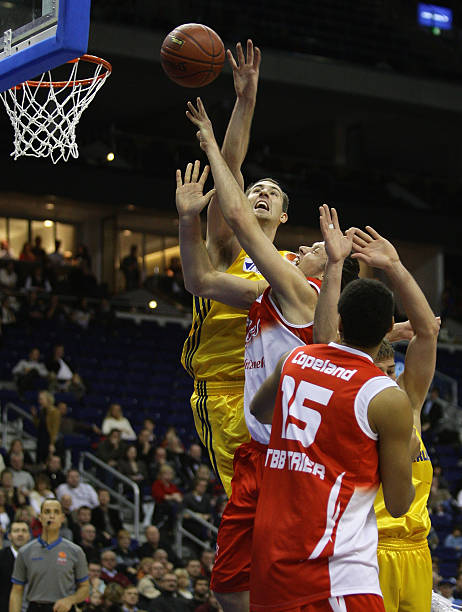 竟然硬生生 竟然硬生生